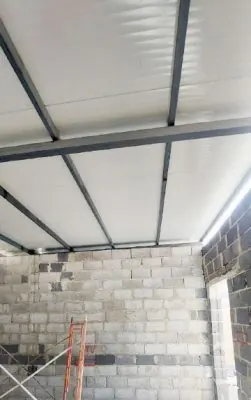 مظلات هناجر